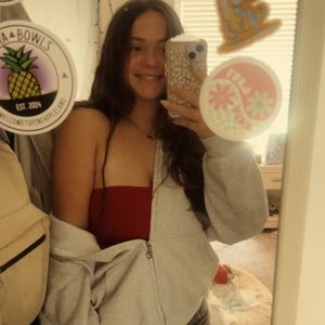 Meet your Posher, Denise